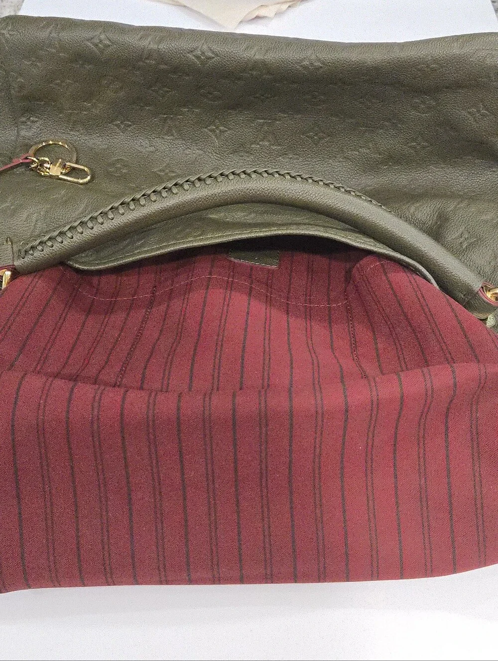 Louis Vuitton authentic louis